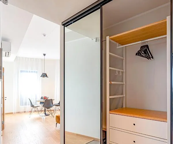 Artisa Riia Str 20b Luxury Penthouse * Тарту